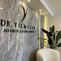 Yılmazer Clinic - Klinik girişi